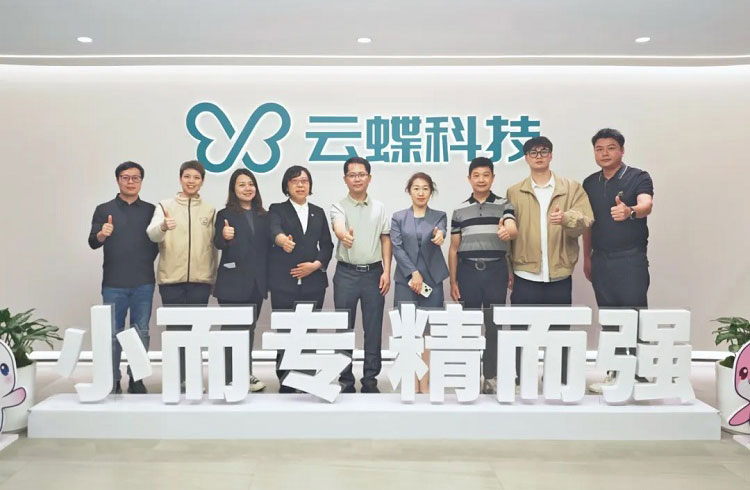 广西城市建设学校党委副书记曾繁锋率队到访云蝶科技