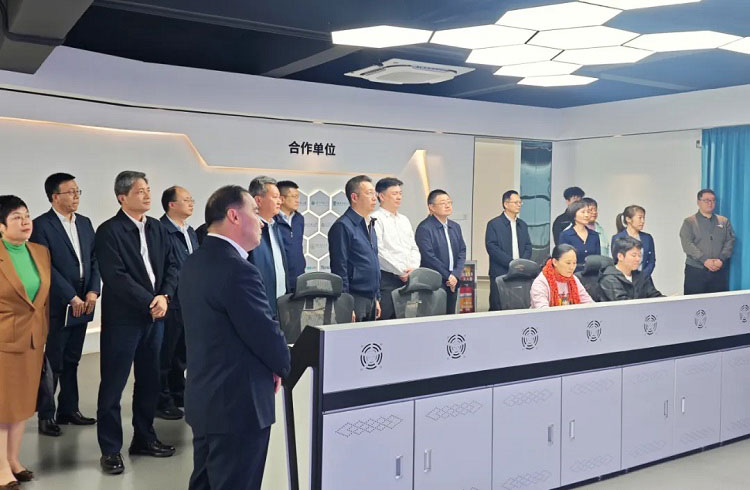 市教育局调研海珠区智慧教育示范区建设 云蝶科技助力教育数字化转型获肯定