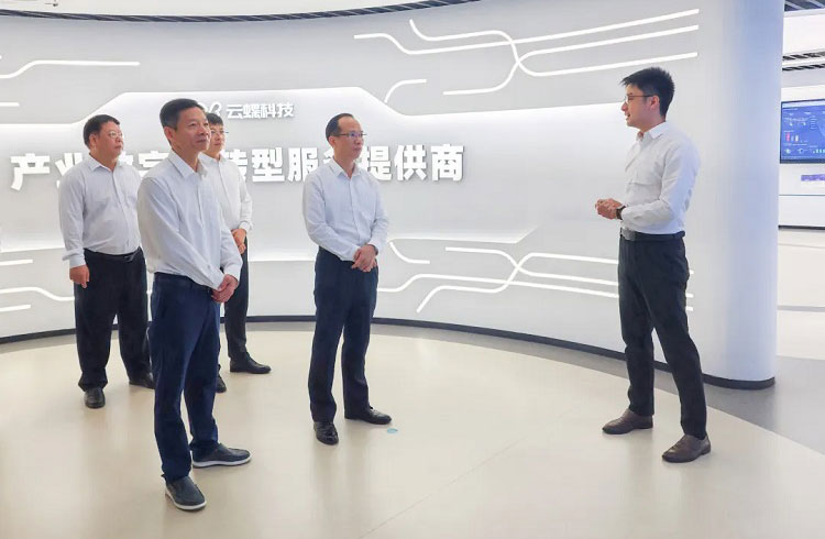 拓展交流合作，梅州市丰顺县委副书记、县长凌望远一行到访云蝶科技