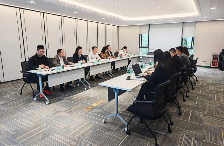 广州市委“两新”工委副书记杨丹一行到访云蝶科技调研交流